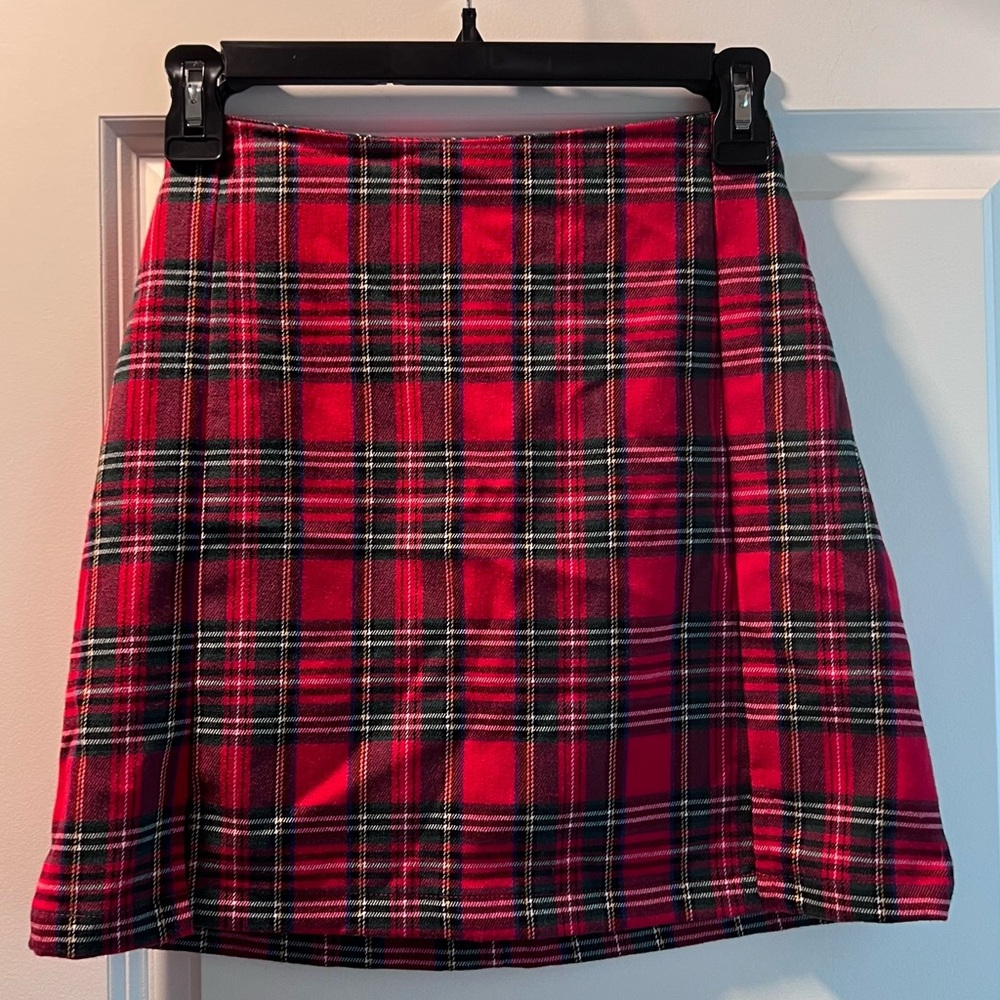 Brandy Melville Cara Skirt